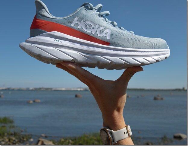 Hoka Mach 4